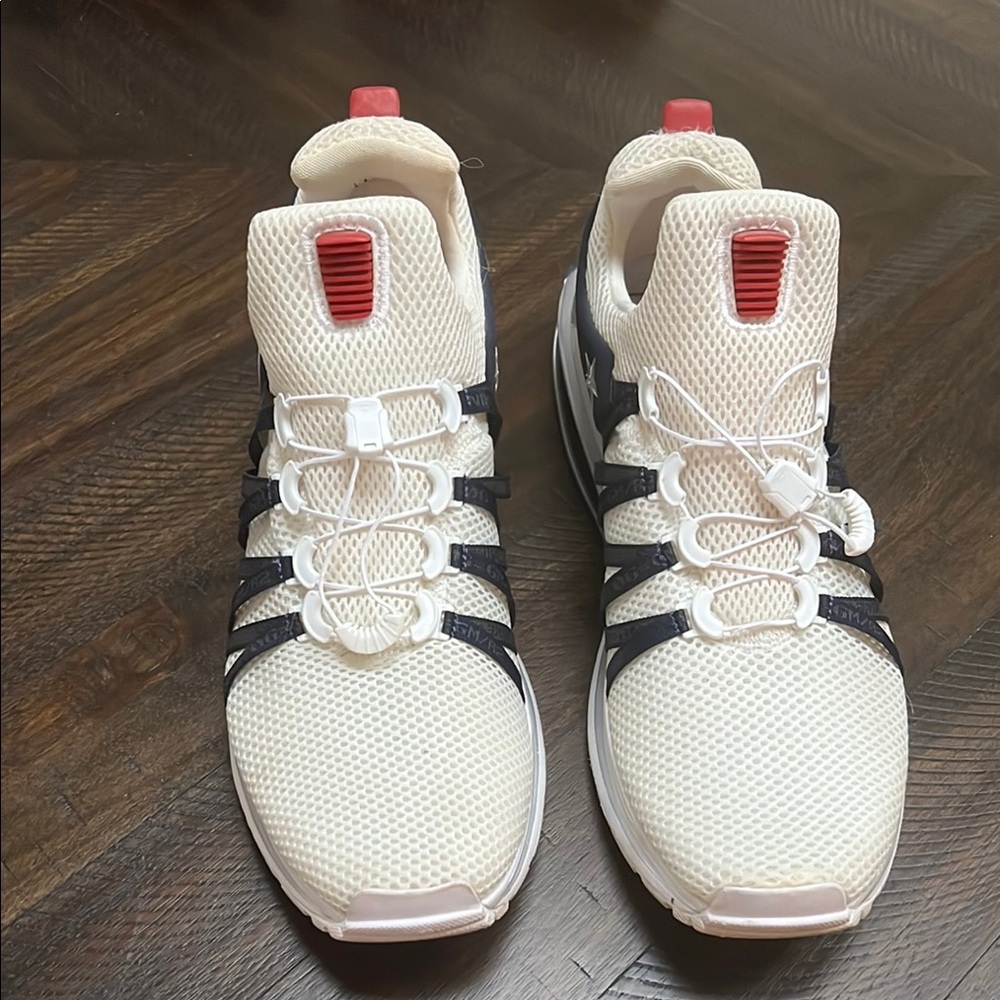 Nike Shox gravity